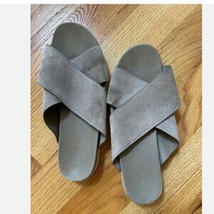 Vince Villaire Crisscross Suede Espadrille Slide Sandals tan beige Women’s 35.5